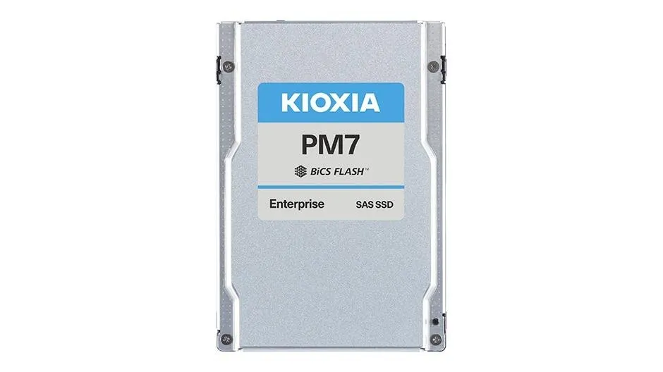 SSD TOSHIBA Модель KPM71VUG6T40 KPM71VUG6T40